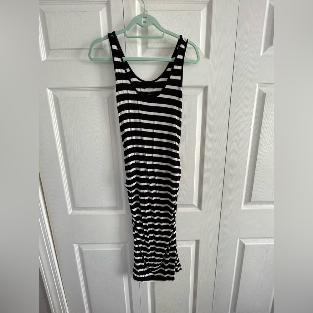 Maxi maternity dress
